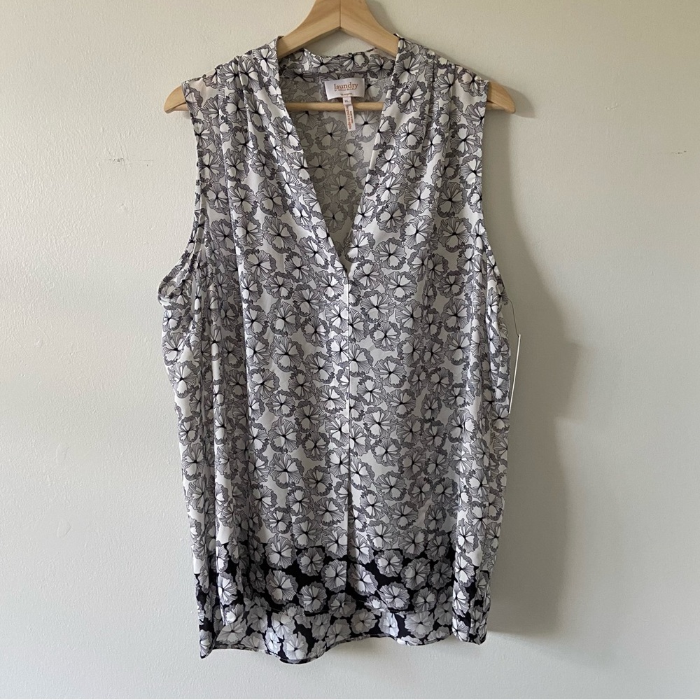 Laundry by Shelli Segal Printed Blouse